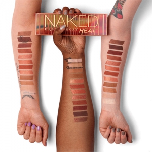 Urban-Decay-Naked-Heat-Eyeshadow-Palette